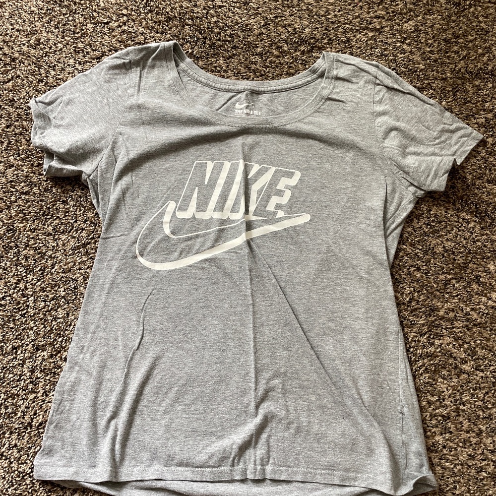 Womens nike shirt